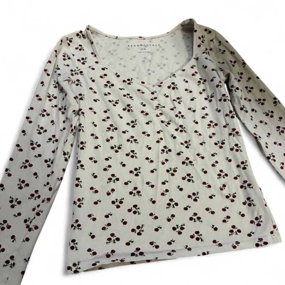 Aeropostale Women's White and Grey Shirt